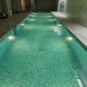 Anti-UV led pool lights installation in Mexico